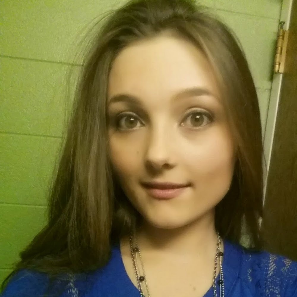 Meet your Posher, Haleigh Antoinette